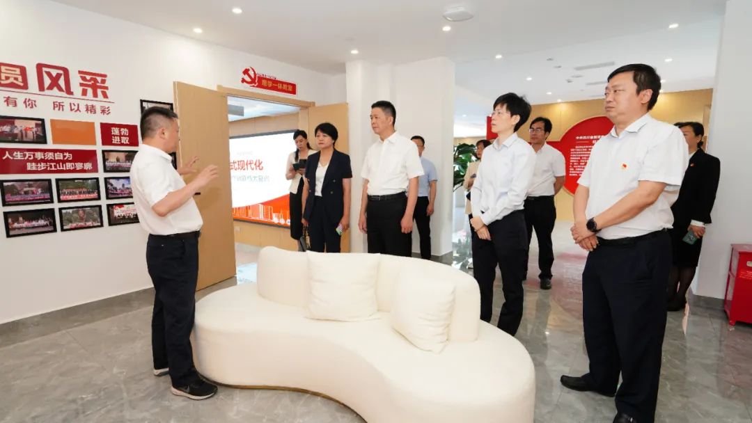 福建省人民政府国有资产监视治理委员会修兴高一行莅临k1体育党校？？疾斓餮