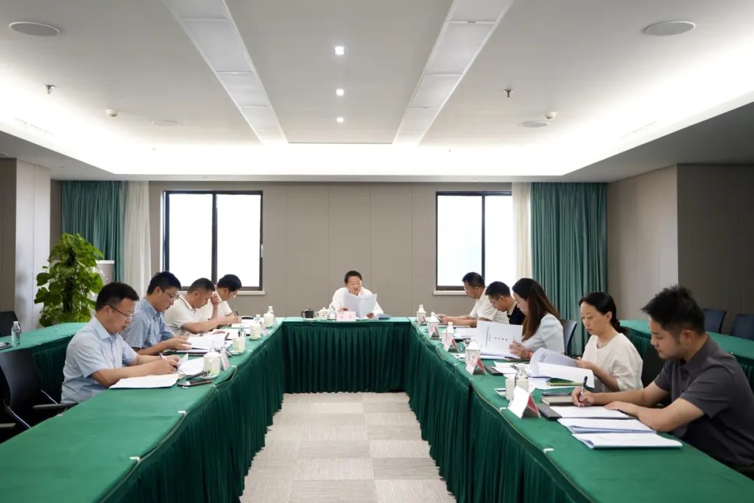 省k1体育集团党委书记、、董事长任丁主持k1体育党校第2次校务委员会聚会