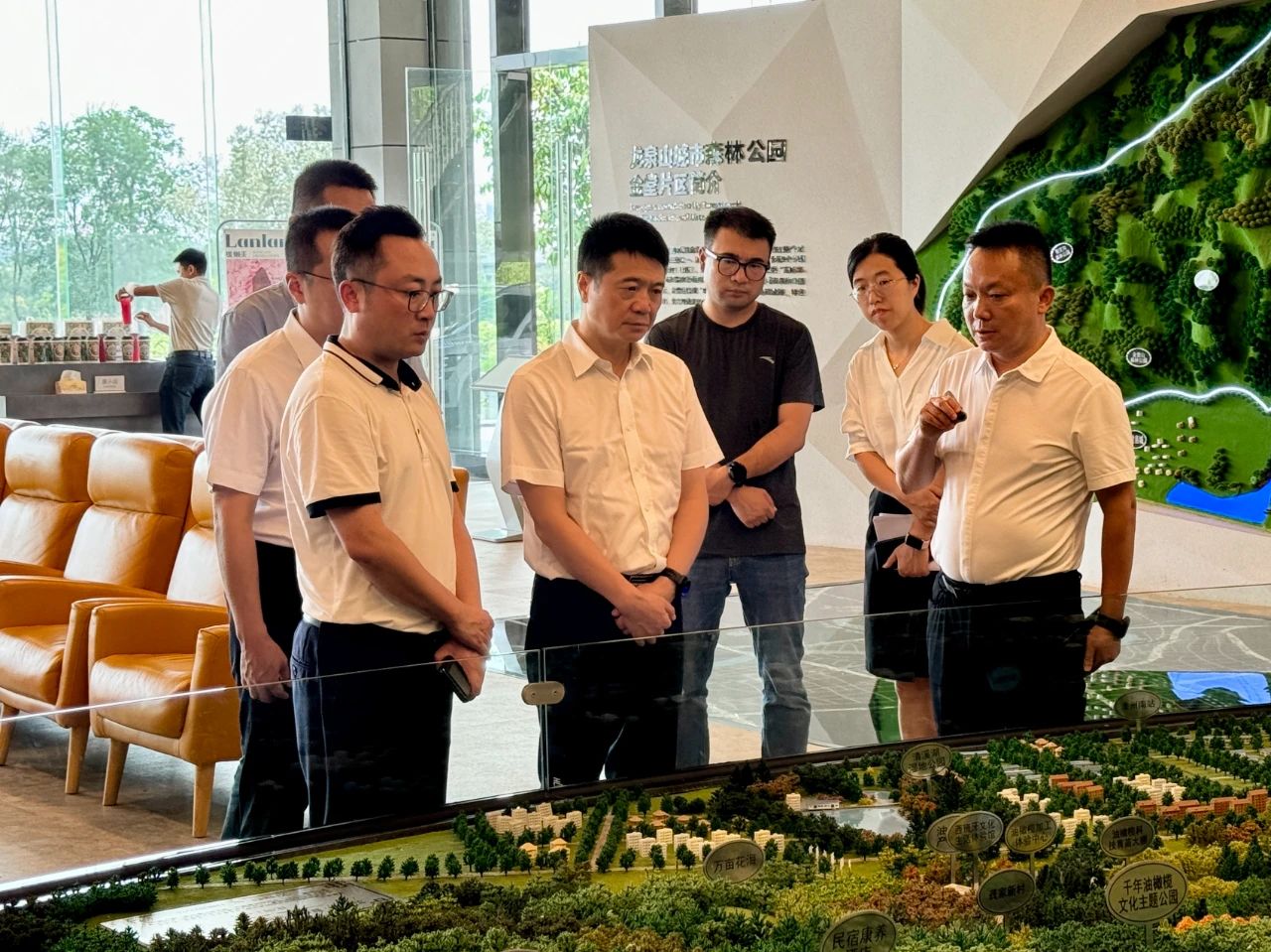 省k1体育集团党委书记、、董事长游勇带队赴聚峰谷项目开展汛期清静生产检查并调研生产谋划情形