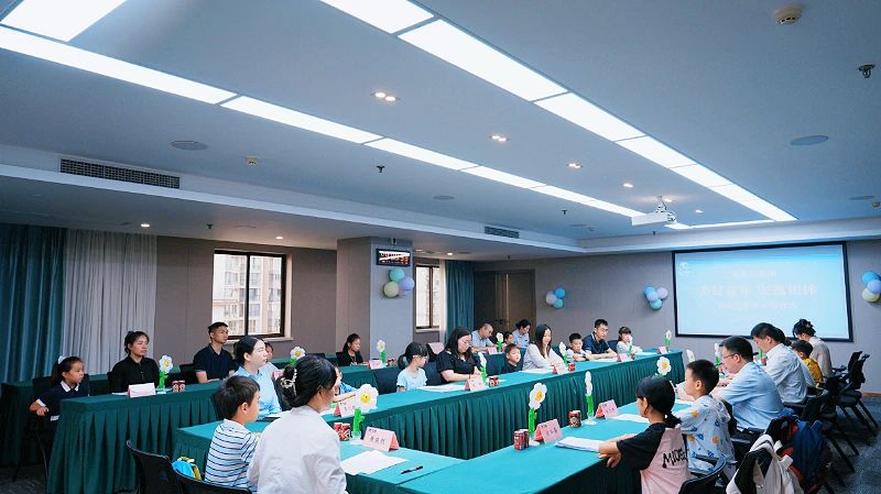 四川省k1体育集团“优美童年·逍遥相伴”暑期开展营暖心开班！