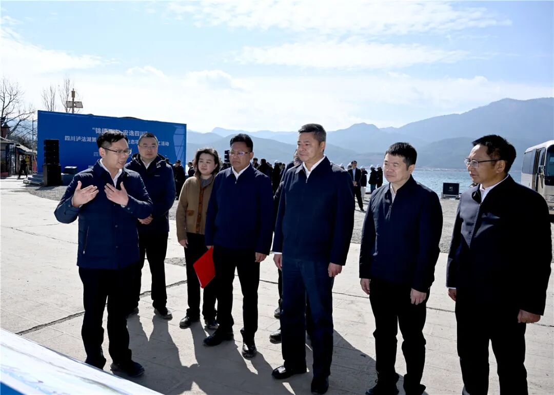 256ab904-fd93-4380-b9c6-1e3d2932dfa2